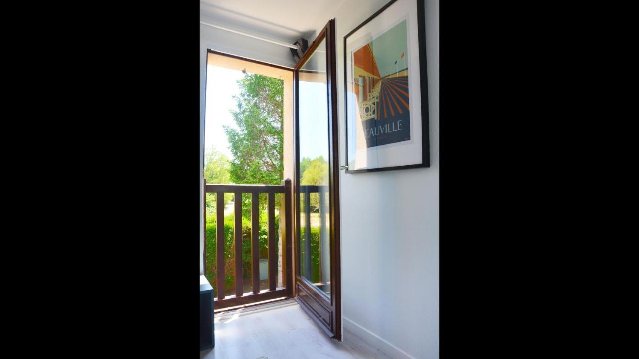 Cottage With Large Garden 15 Minutes Walk From The Beach Villers-sur-Mer Exteriör bild