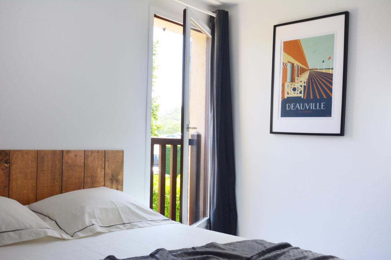 Cottage With Large Garden 15 Minutes Walk From The Beach Villers-sur-Mer Exteriör bild